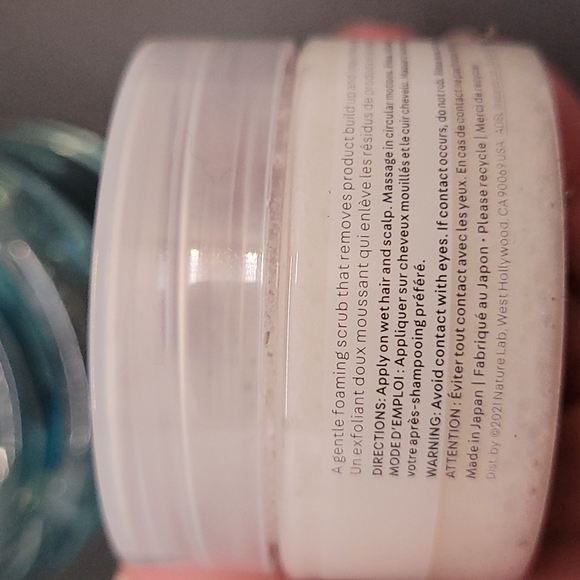 NatureLab Perfect Shine Scalp Scrub - Picture 2 of 4